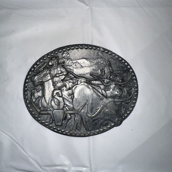 Vintage ZEE Series Western Cowboys & Longhorns Pewter Belt Buckle - Picture 1 of 6